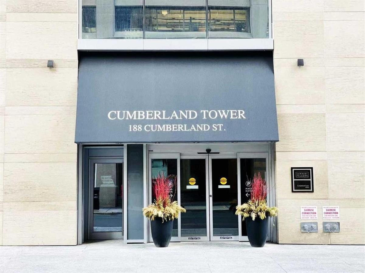 2 Bedroom Plus Den Condo Toronto Luaran gambar
