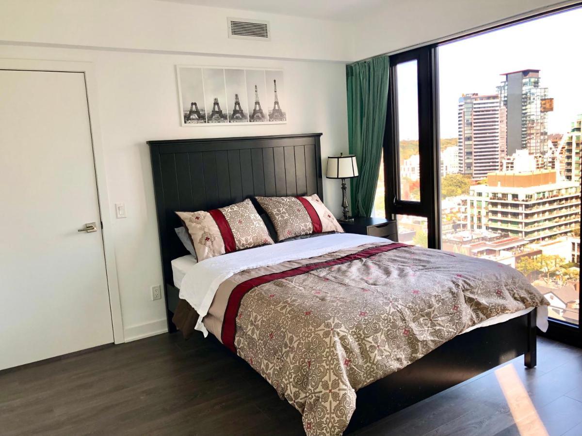 2 Bedroom Plus Den Condo Toronto Luaran gambar